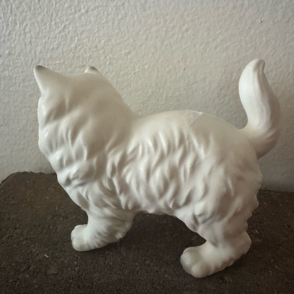 Vintage Napcoware Cat Figurine - Picture 4 of 7